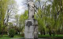 Pomnik Adama Mickiewicza.