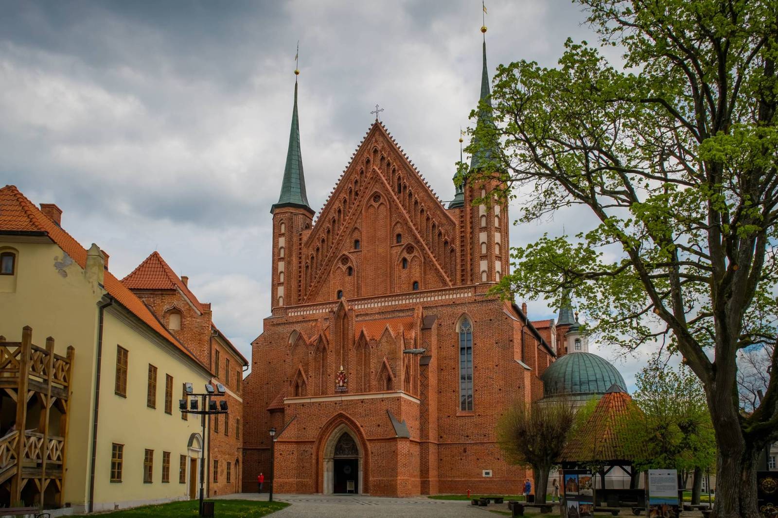 Zdjęcie 4