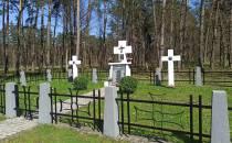 cmentarz wojenny w Puszczy Niepołomickiej