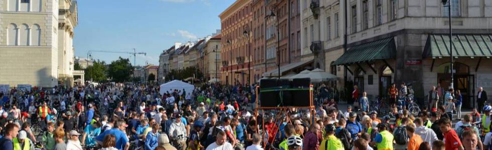 Lipcowa Warszawska Masa Krytyczna