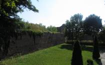 Mury twierdzy bastionowej