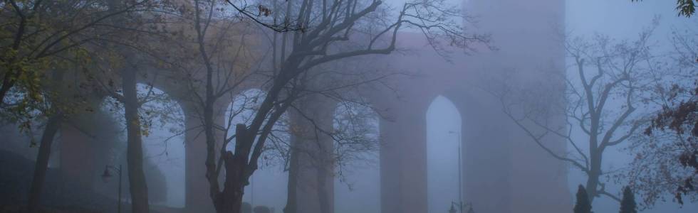 Zamek w Kwidzynie w gęstej mgle