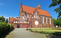 Kościół Rzymskokatolicki pw. św. Jakuba i Anny i Klasztor Ojców Pasjonistów w Przasnyszu
