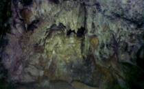 Pozostałości po stalaktytach