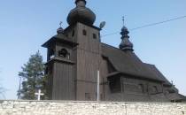 Zabytkowy drewniany kościół Paniowy