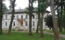 Dąbrówka - pałac