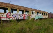 Stare wagony kolejowe na bocznicy PKP w Kościerzynie