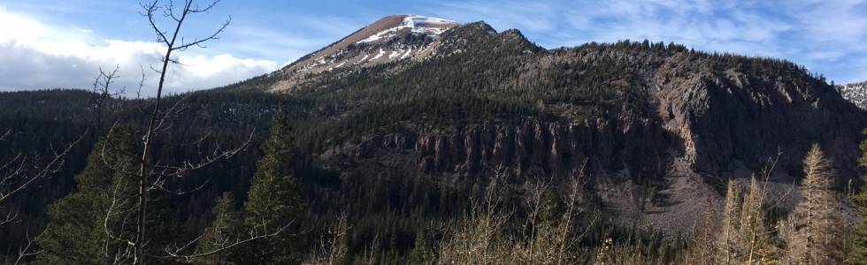 Lakes Basin Trail