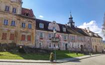 Rynek w Lewinie