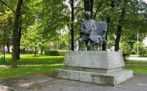 Pomnik Gustawa Morcinka.