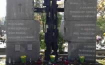Pomnik na cmentarzu w Panewnikach