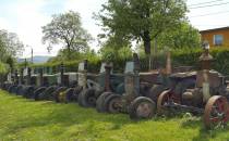 Skansen starych traktorów.