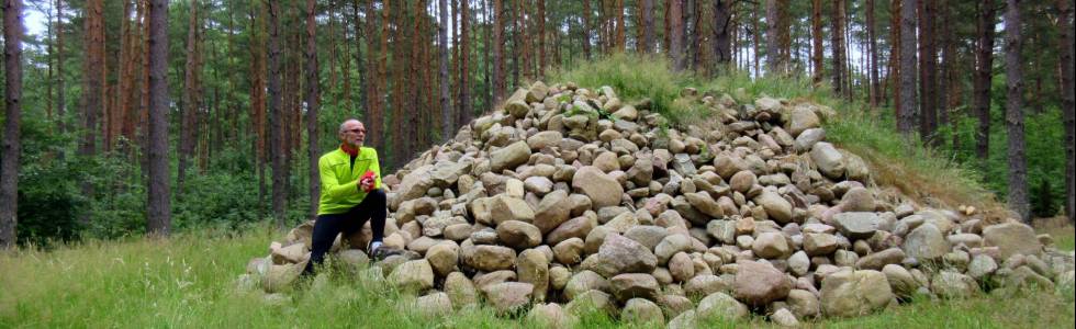 Rowerem do kurhanów w powiecie złotowskim