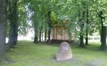 Kaplica Sadebecków, dawniej był tu cmentarz.