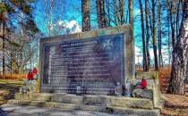 Ossów. cmentarz poległych 1920