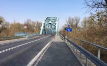 W oddali most przez Wisłę