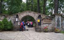 Cnentarz na Pęksowym Brzyzku  /  Cemetery 