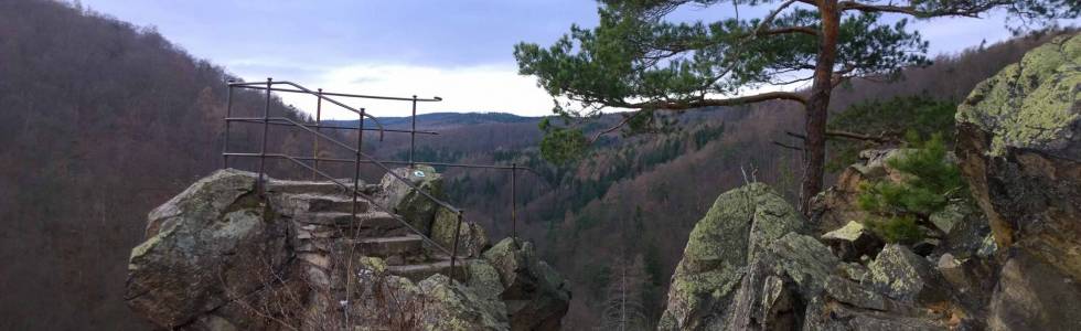 Ruiny zamku Rychleby - Czarcia Ambona - Jańsky vrch