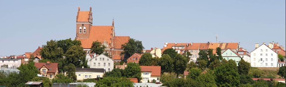 Z Majewa przez Gniew