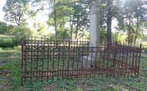 XIX w. stella na cmentarzu ewangelickim