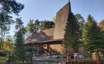 Rybienko Leśne - kościół drewniany