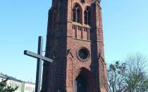 Dzwonnica przy kościele w Miłosławiu