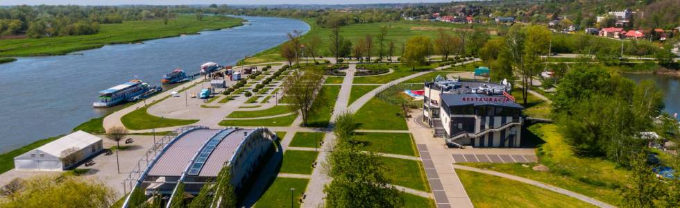 SANDOMIERZ – RELAKS NAD WISŁĄ