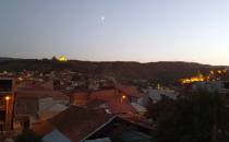 widok z okna hotelu na Tibilisi