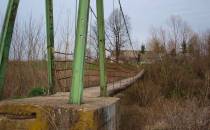 2014.04.05 Łuczyce - most wiszący na rzece Wiar