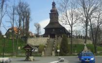 Drewniany kościół w Łodygowicach