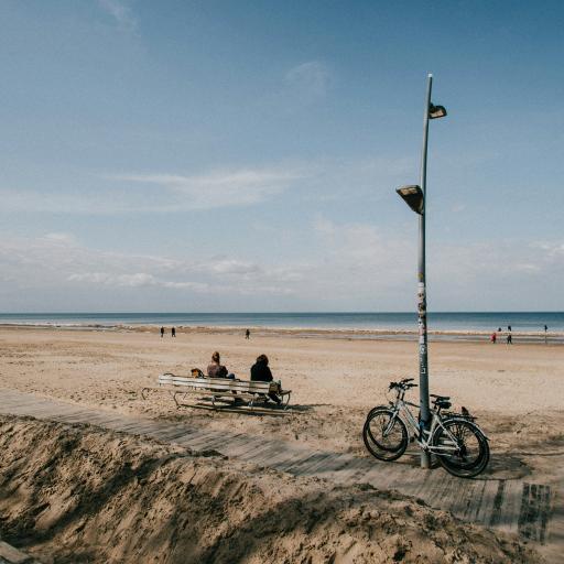 Rowerem wzdłuż Bałtyku i jeszcze dalej. Gdzie odpocząć na trasie R10?