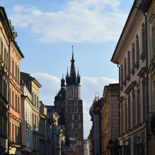 Weekendowy city break w Krakowie – jak się spakować lekko i wygodnie?